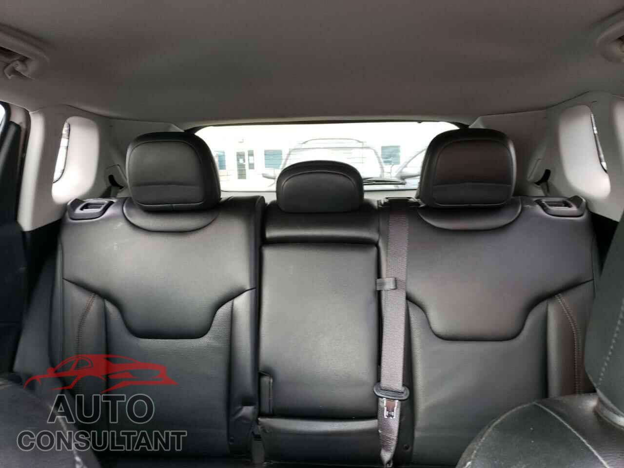 JEEP COMPASS 2021 - 3C4NJDCB3MT589044