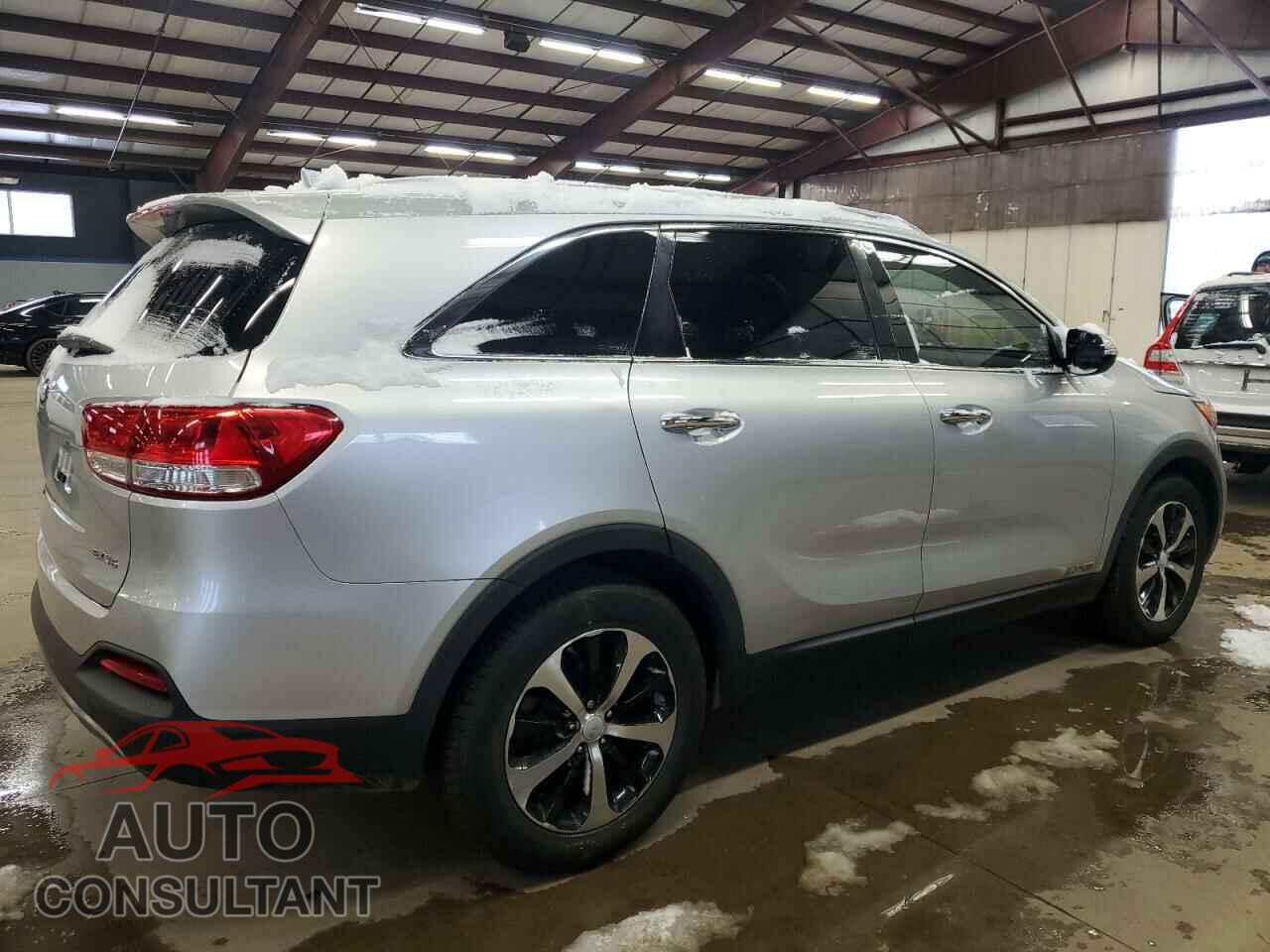 KIA SORENTO 2016 - 5XYPHDA57GG104370