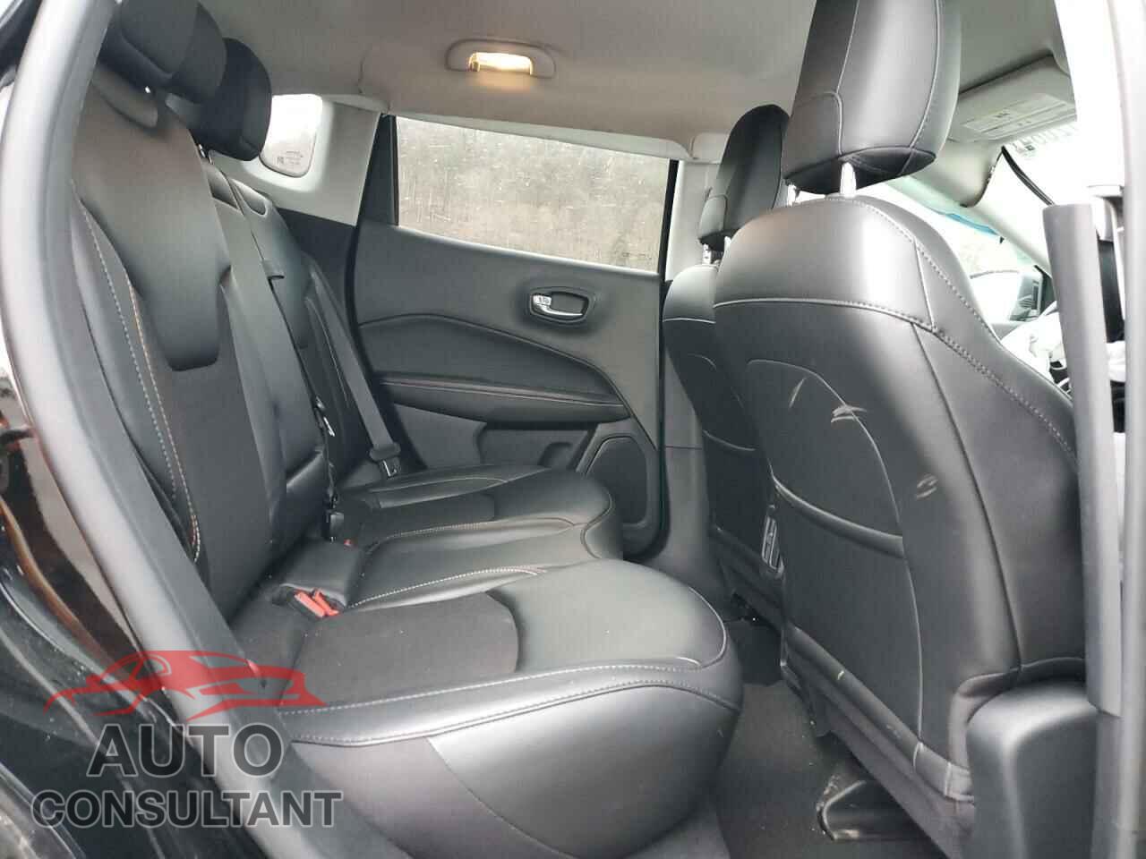 JEEP COMPASS 2021 - 3C4NJDBBXMT500930