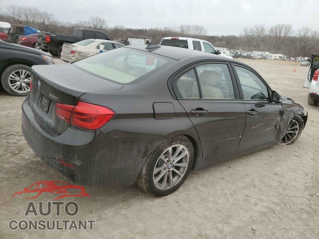 BMW 3 SERIES 2016 - WBA8A3C51GK688949