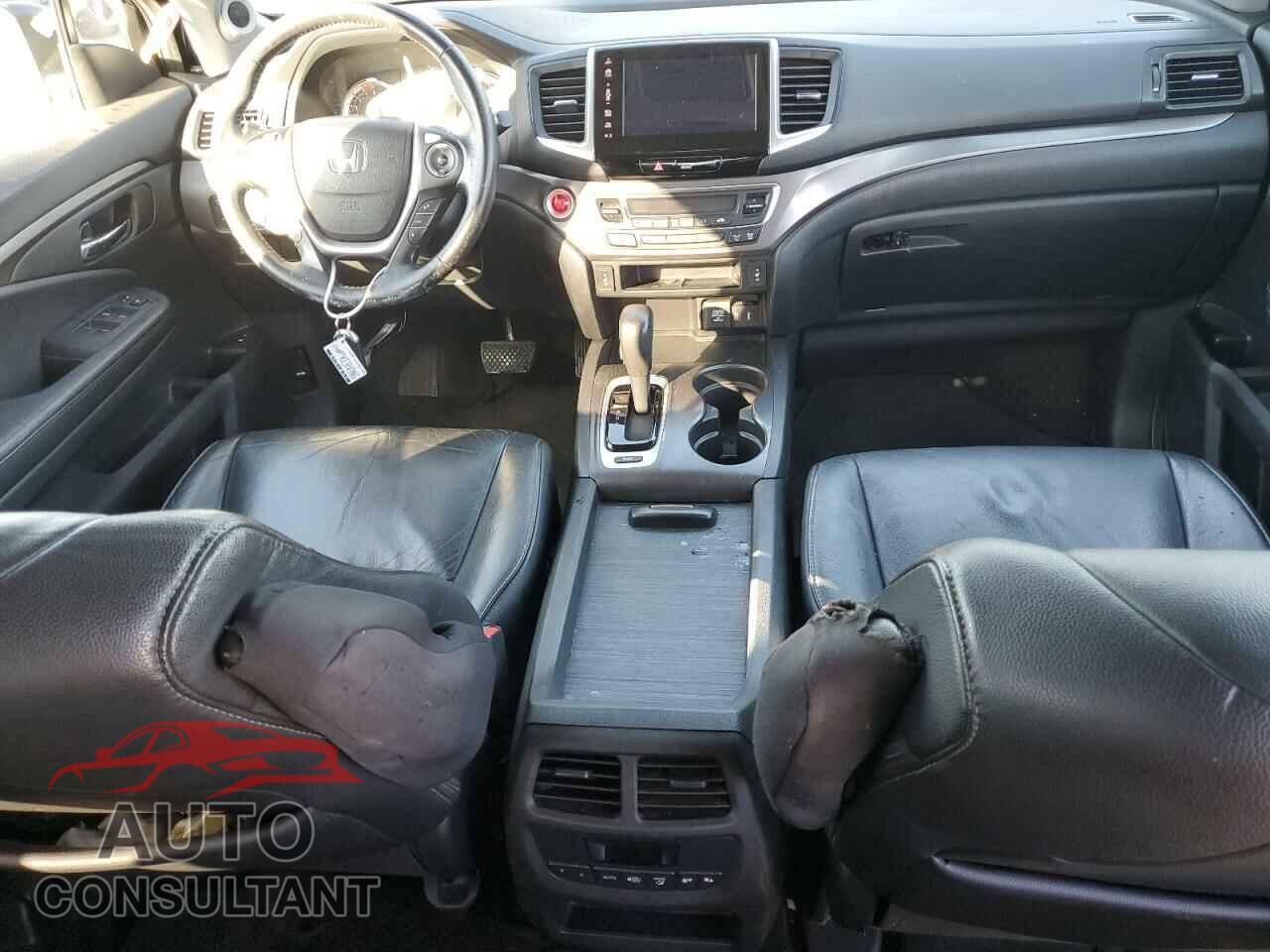 HONDA PILOT 2016 - 5FNYF5H75GB047312