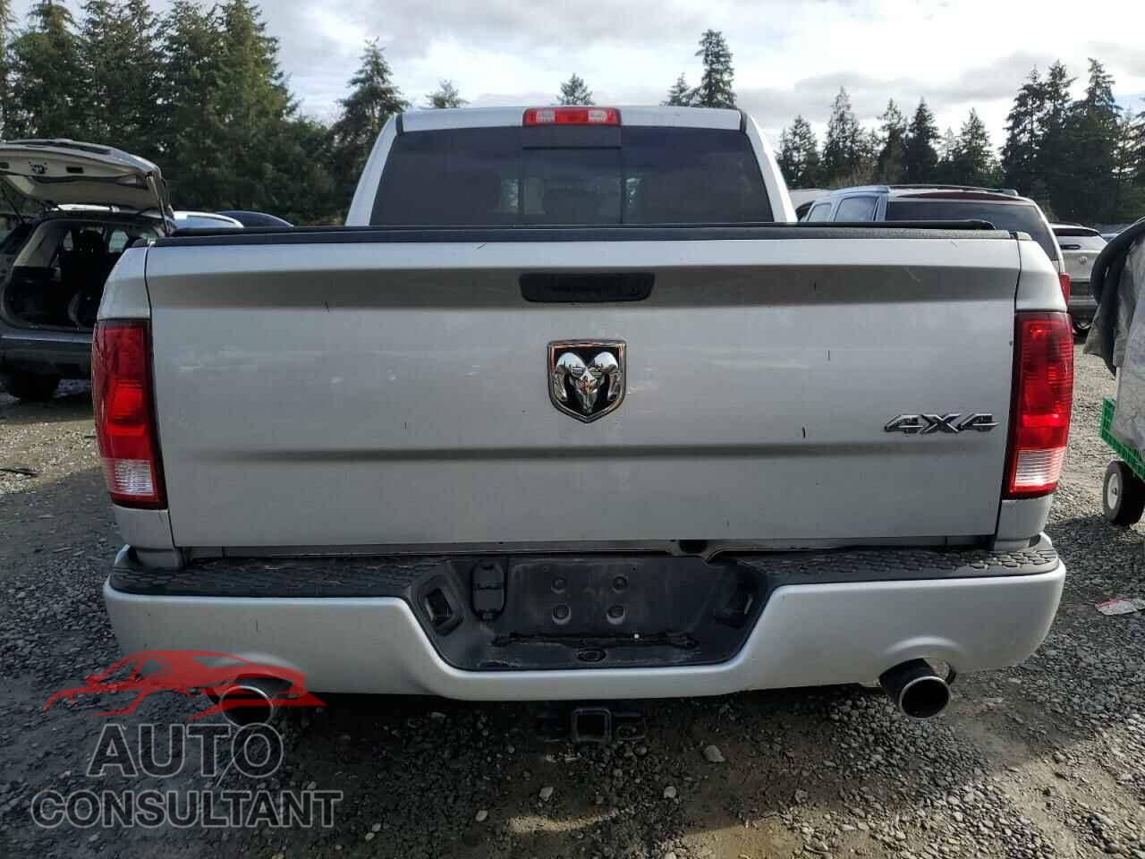 DODGE RAM 1500 2012 - 1C6RD7MT7CS128468