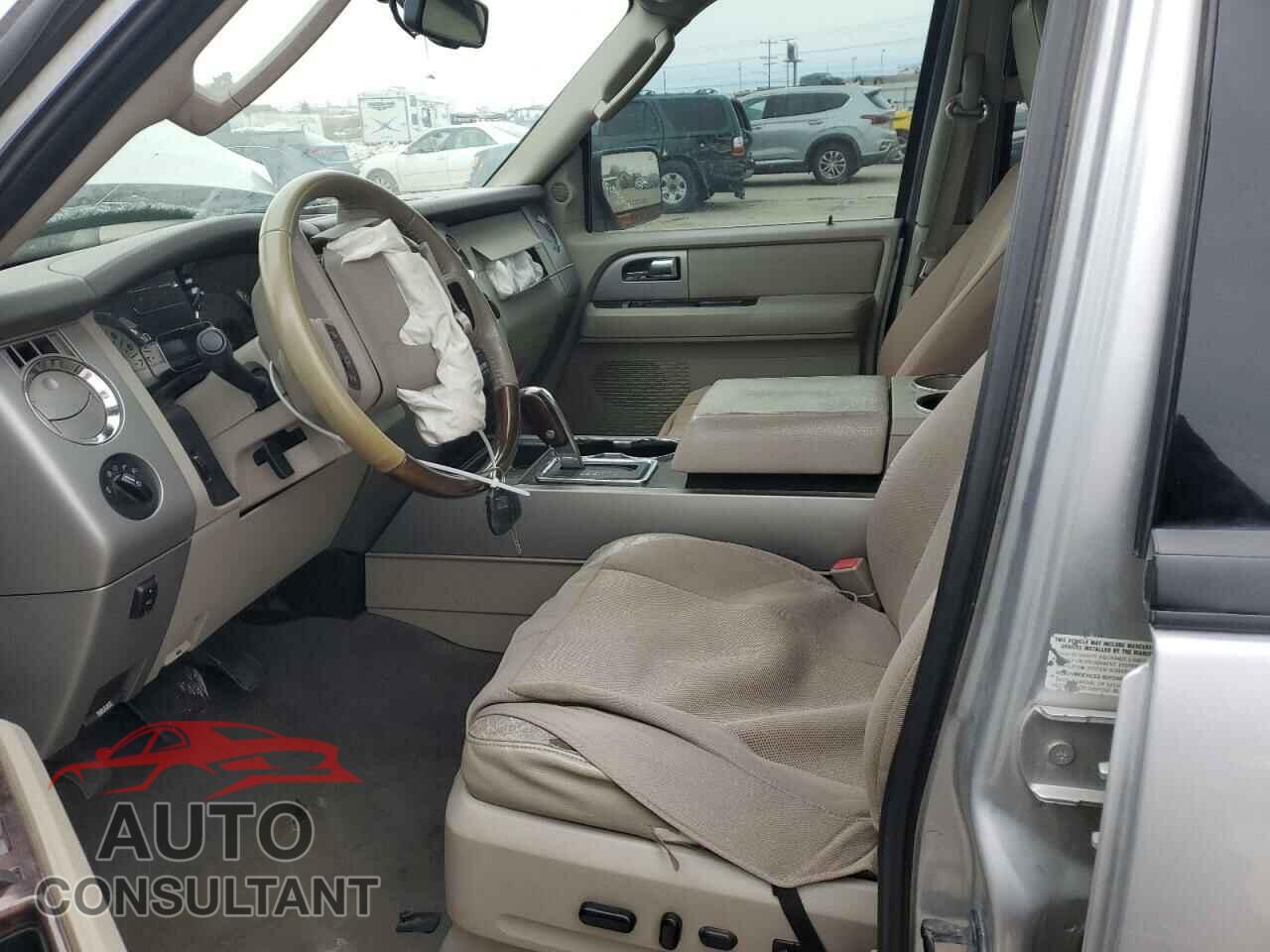 FORD EXPEDITION 2010 - 1FMJU2A55AEB07561