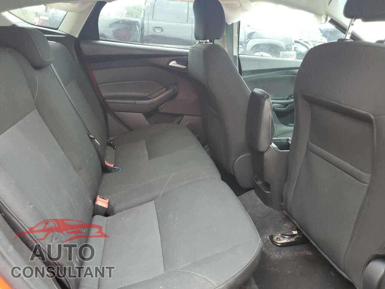 FORD FOCUS 2017 - 1FADP3M24HL256541