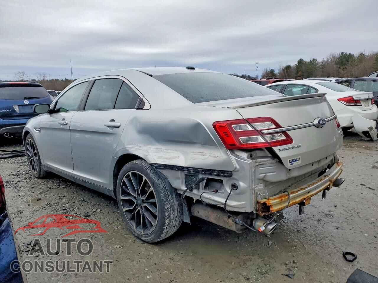 FORD TAURUS 2017 - 1FAHP2J80HG123093