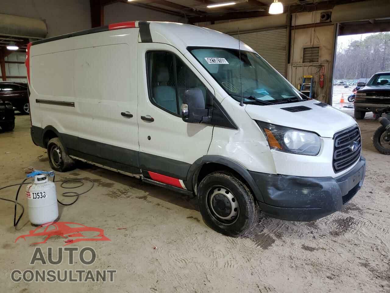 FORD TRANSIT 2017 - 1FTYR2CM9HKB03159