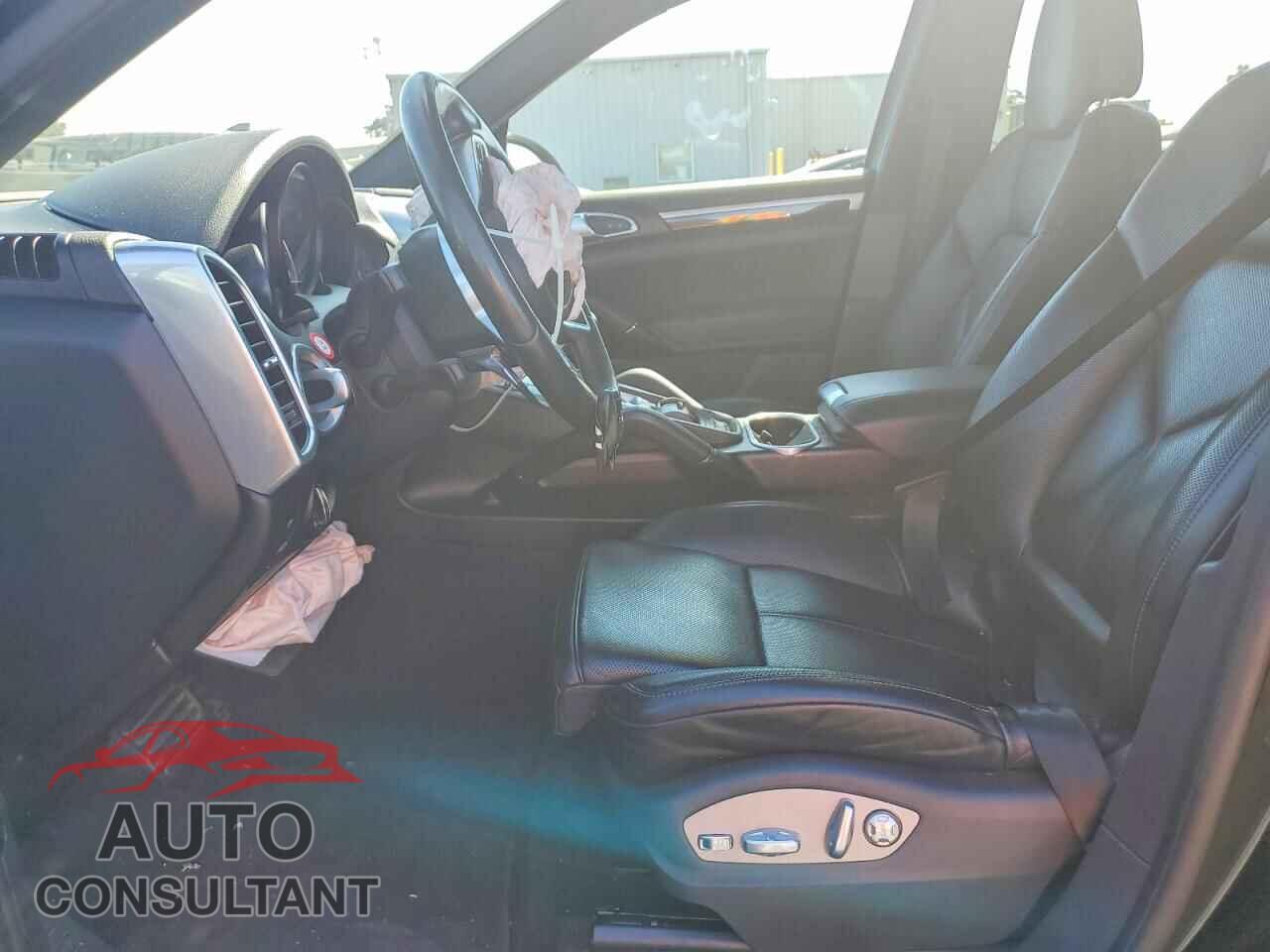 PORSCHE CAYENNE 2017 - WP1AA2A23HKA90305