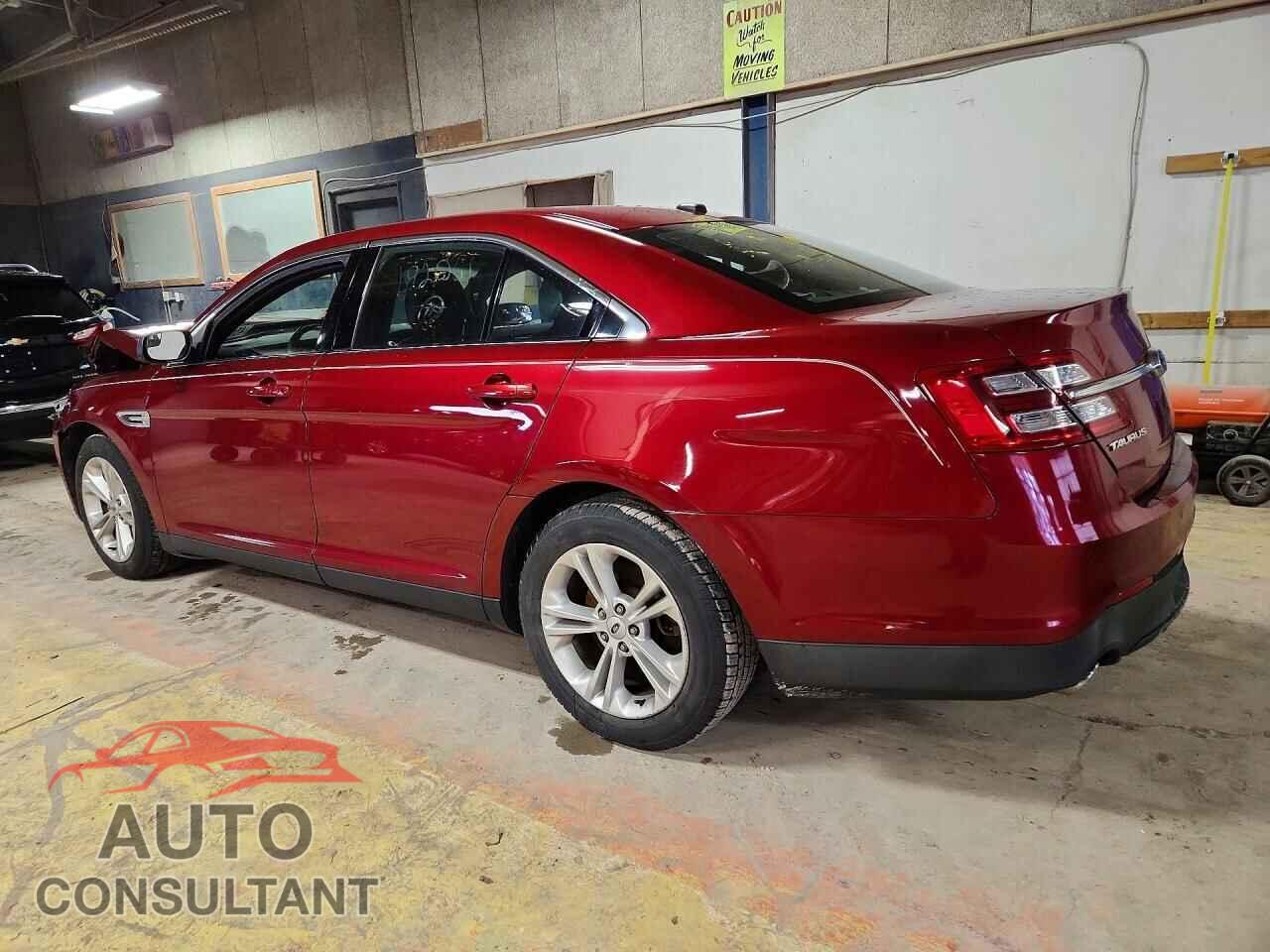 FORD TAURUS 2015 - 1FAHP2E83FG192061