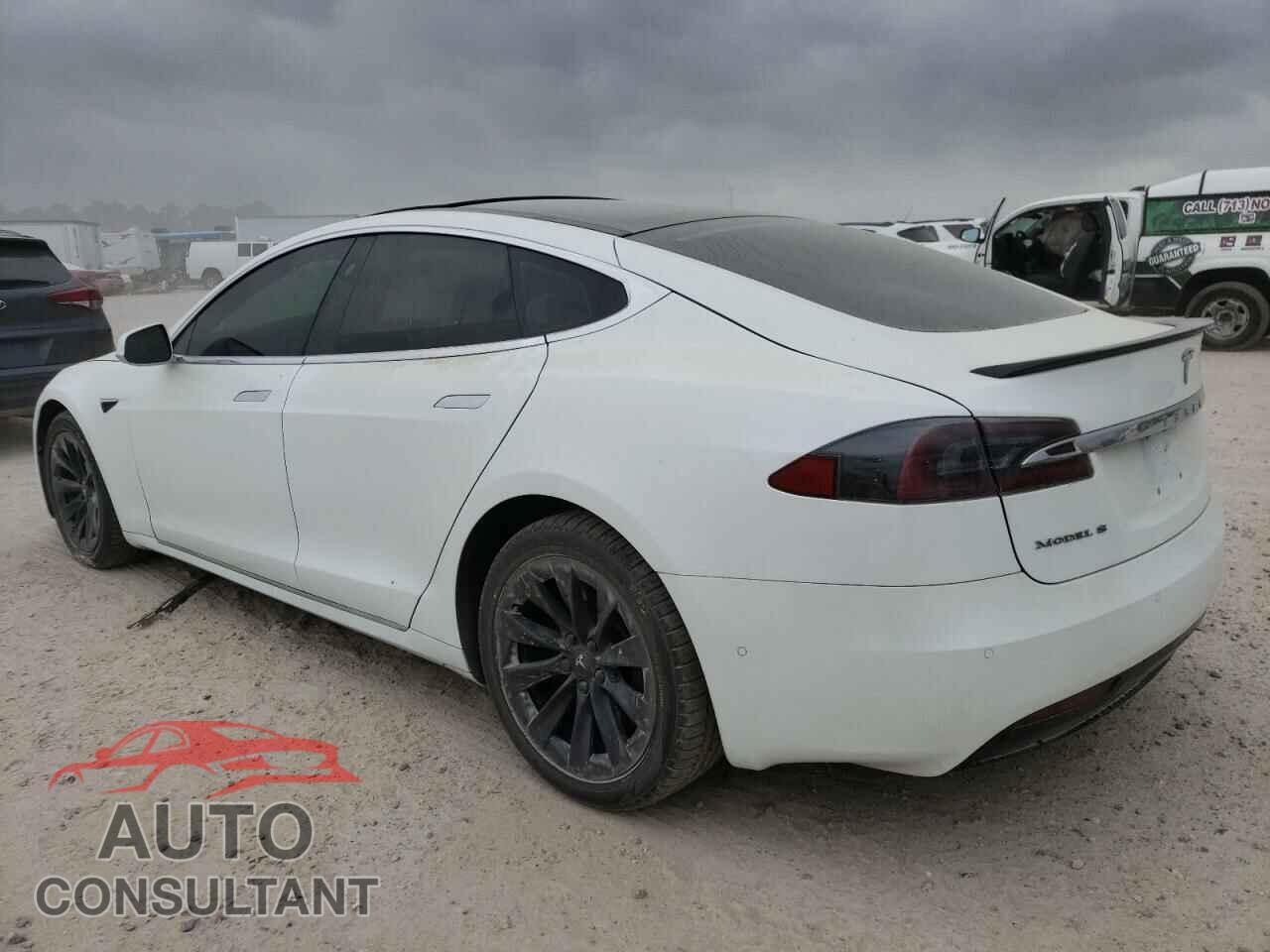 TESLA MODEL S 2018 - 5YJSA1E24JF249085