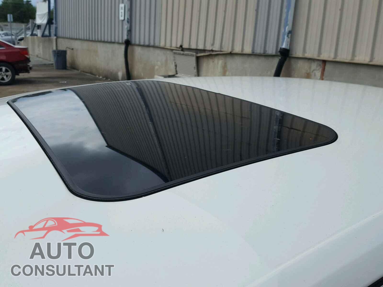 VOLKSWAGEN PASSAT 2015 - 1VWBV7A35FC098684