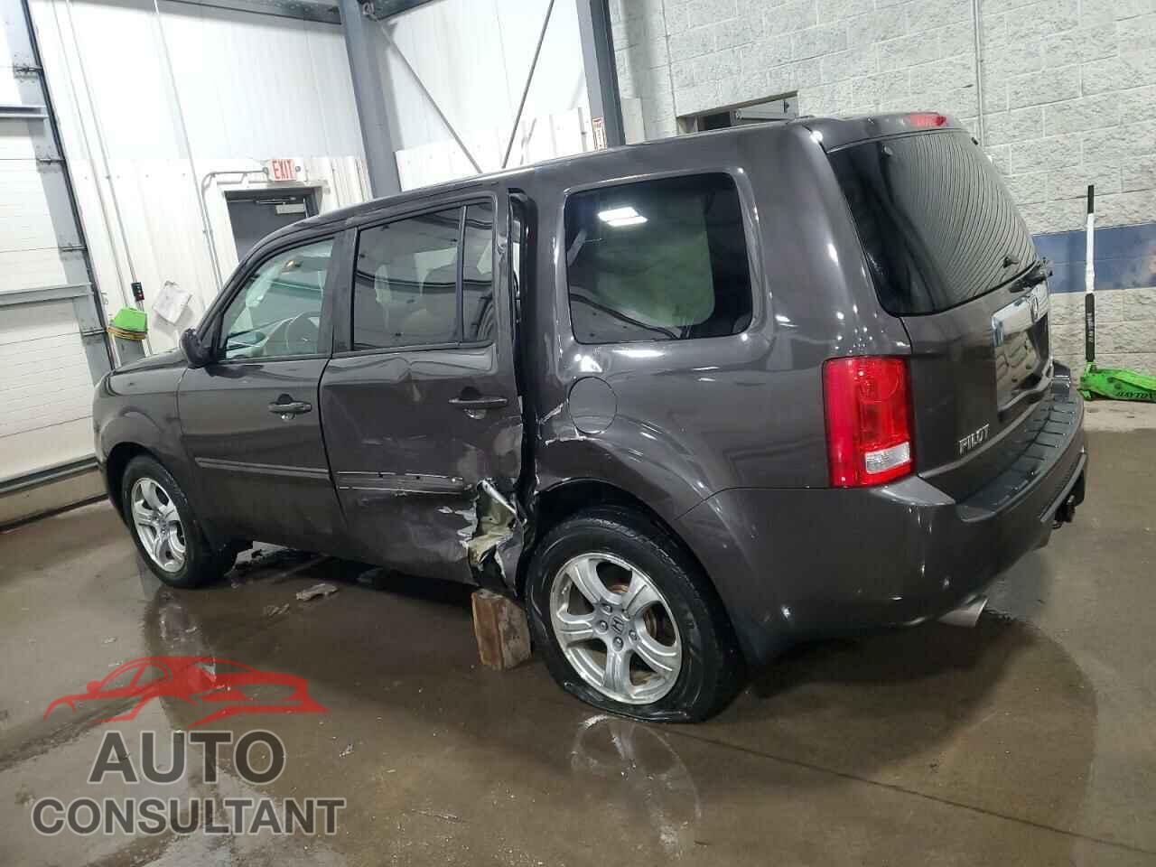 HONDA PILOT 2013 - 5FNYF4H50DB054530