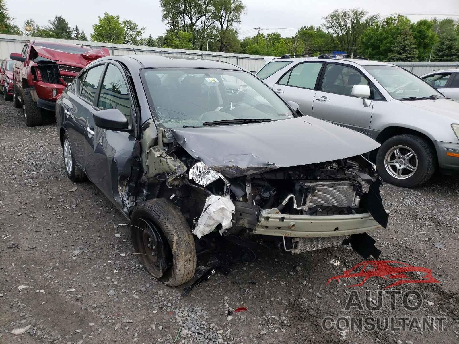 NISSAN VERSA 2019 - 3N1CN7AP9KL856067
