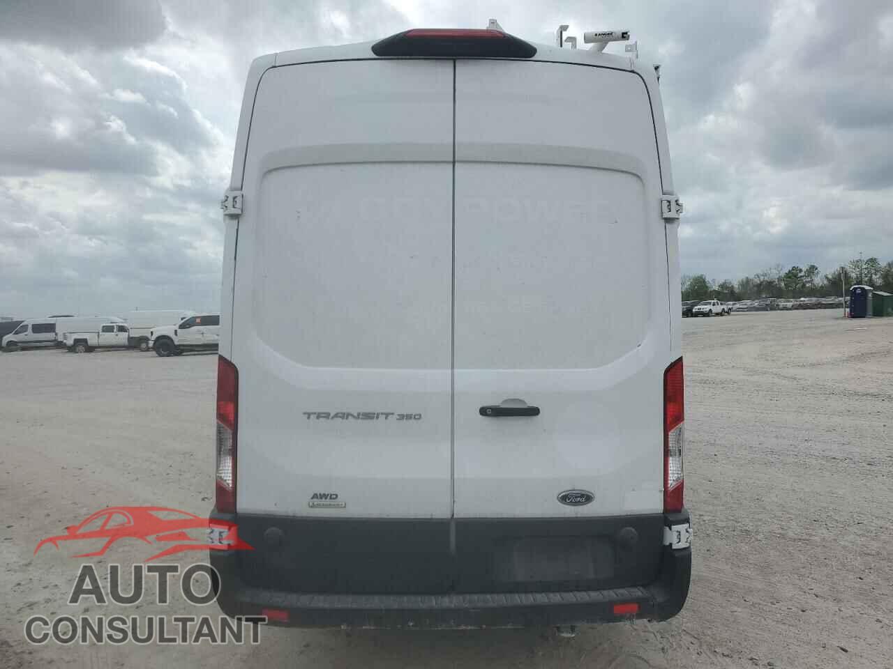FORD TRANSIT 2022 - 1FTBW3UG4NKA82908
