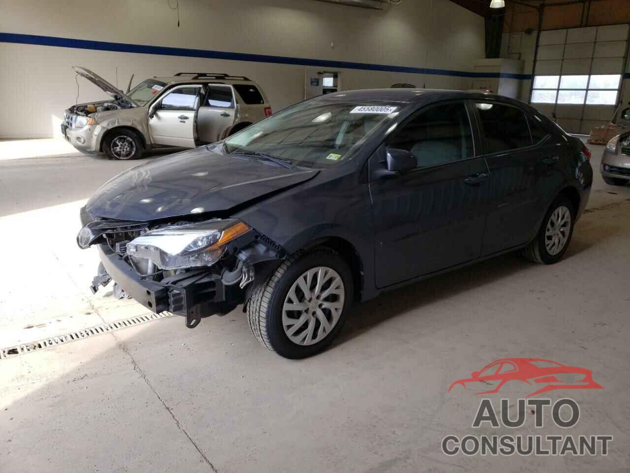 TOYOTA COROLLA 2018 - 5YFBURHE8JP778720