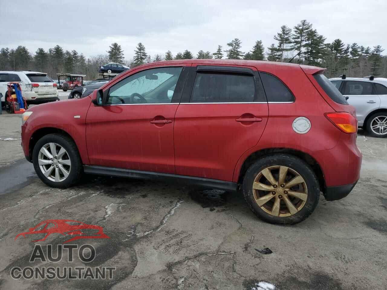 MITSUBISHI OUTLANDER 2013 - 4A4AR4AU2DE005429