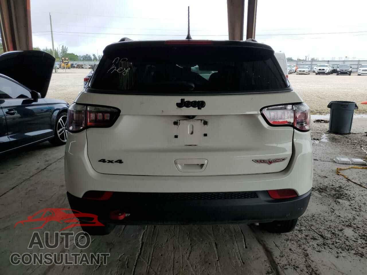 JEEP COMPASS 2019 - 3C4NJDDB8KT722005