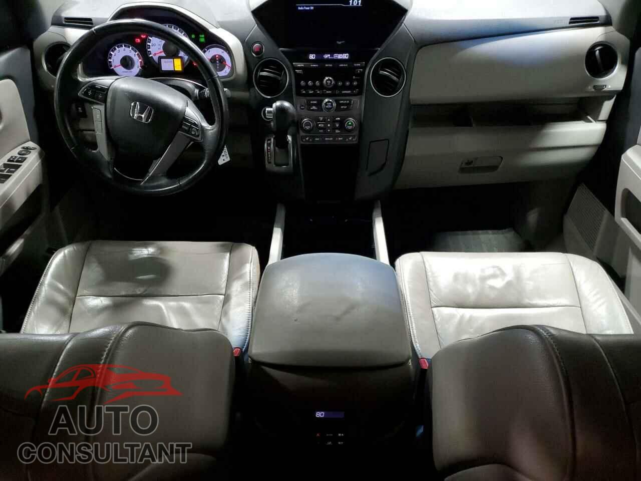 HONDA PILOT 2013 - 5FNYF4H52DB019679