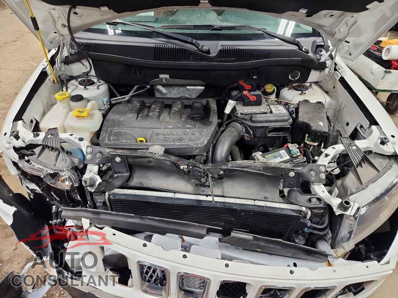 JEEP COMPASS 2017 - 1C4NJDEB9HD112773