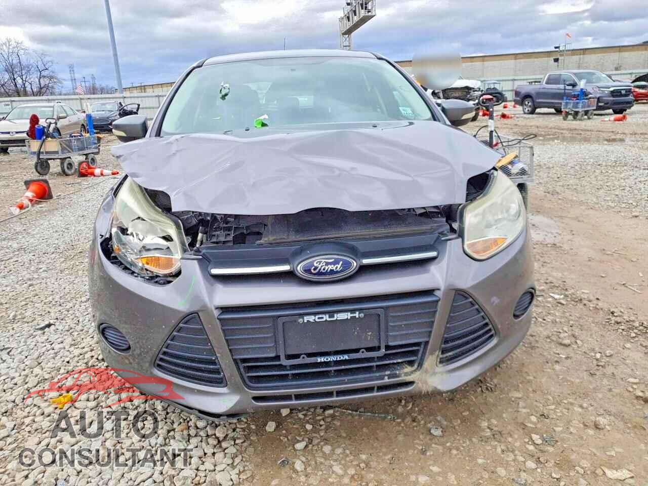 FORD FOCUS 2014 - 1FADP3K2XEL174490