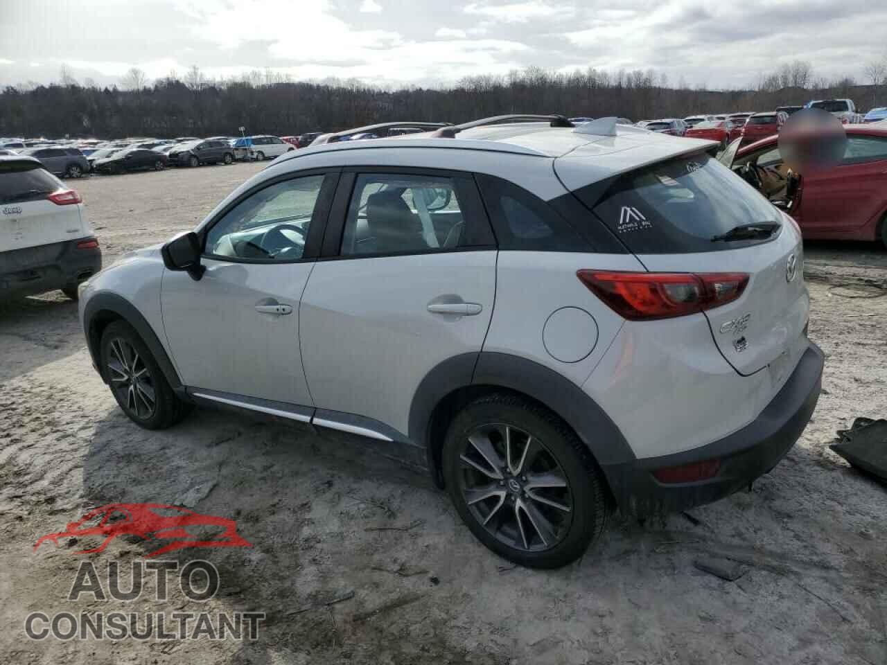 MAZDA CX-3 2017 - JM1DKFD70H0141197