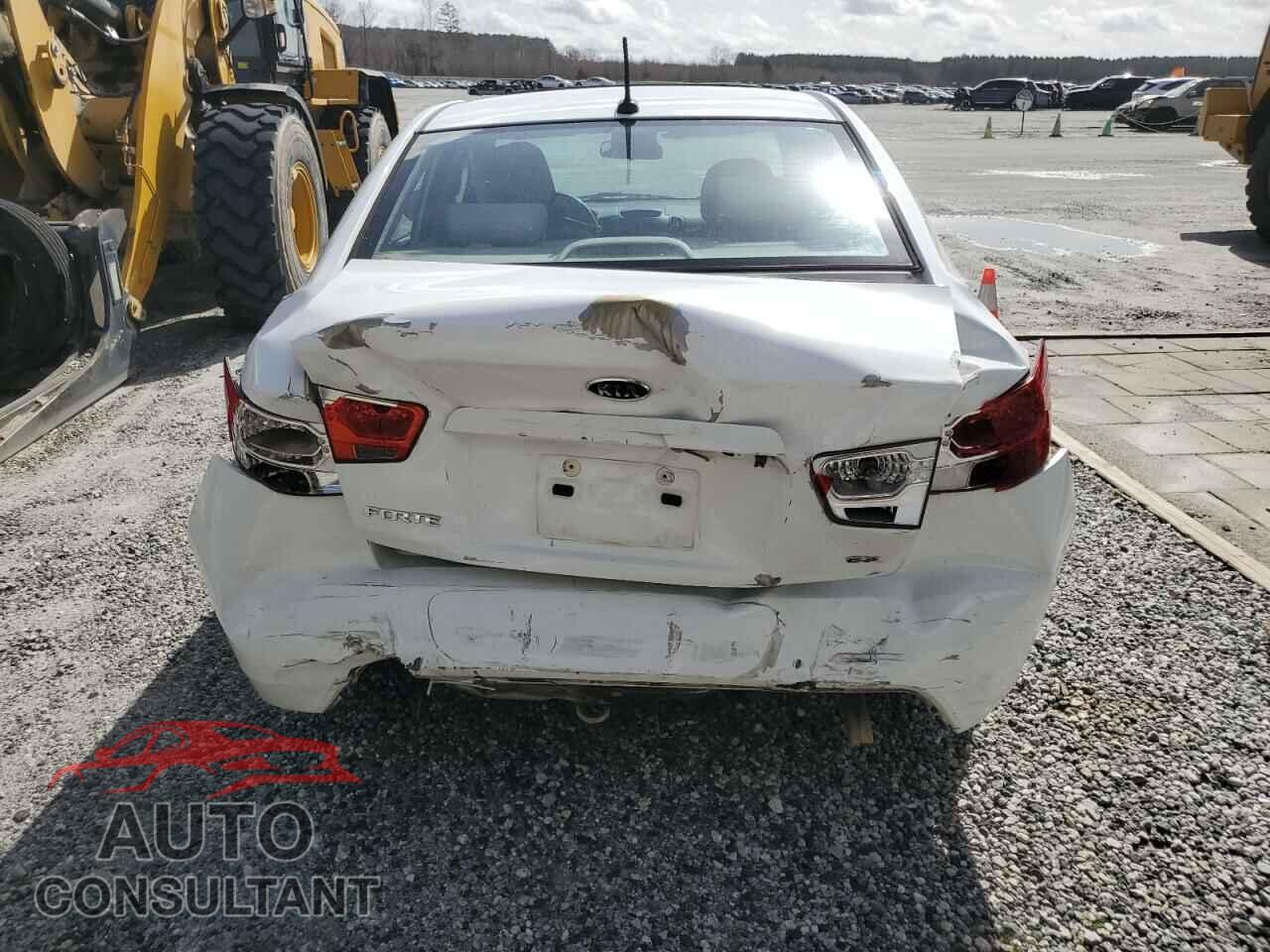 KIA FORTE 2010 - KNAFU4A2XA5106480
