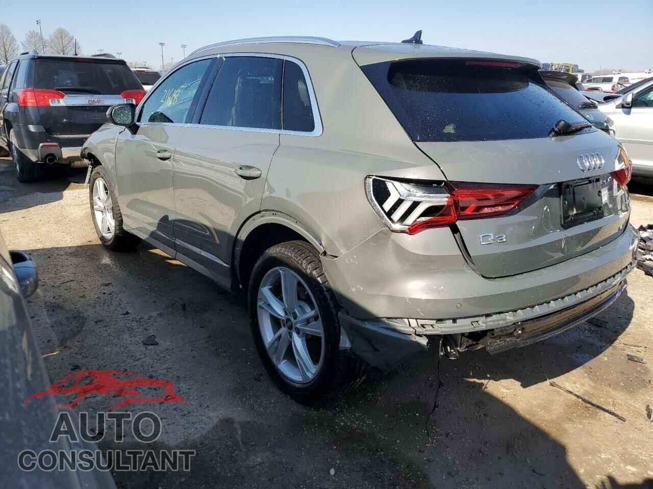 AUDI Q3 2021 - WA1EECF39M1080175