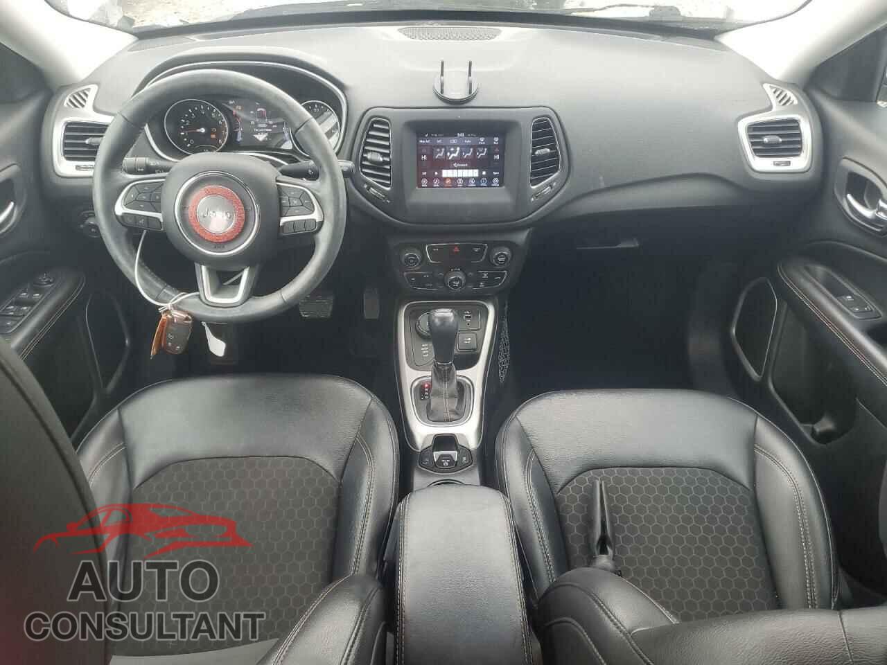 JEEP COMPASS 2019 - 3C4NJDBB7KT651141