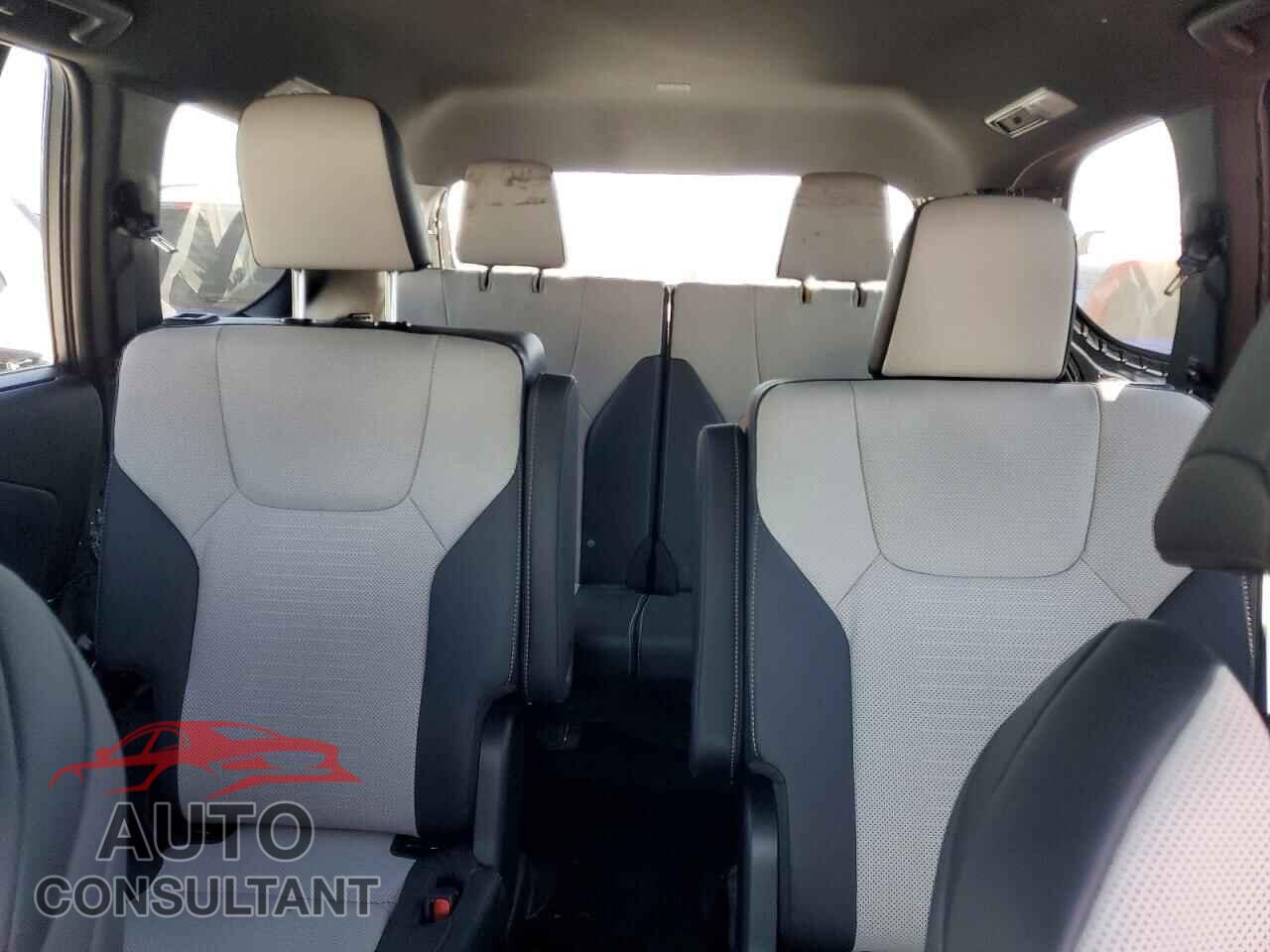 LEXUS UNKNOWN 2025 - 5TDABAB68SS014752