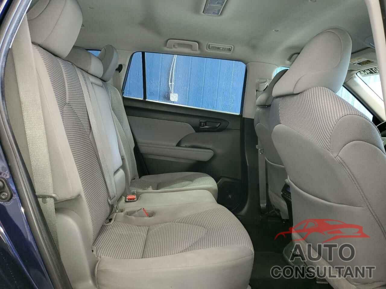 TOYOTA HIGHLANDER 2021 - 5TDCZRAH3MS531241