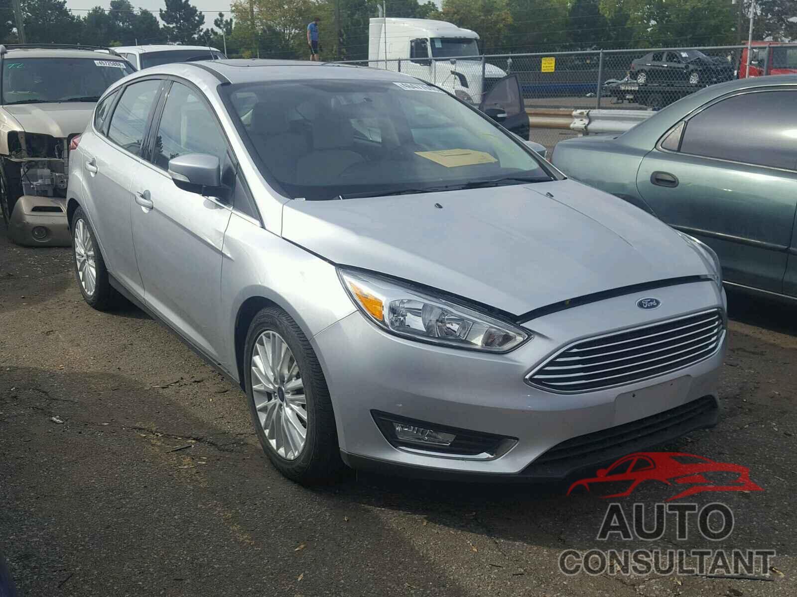 FORD FOCUS 2018 - 1FADP3N29JL314597