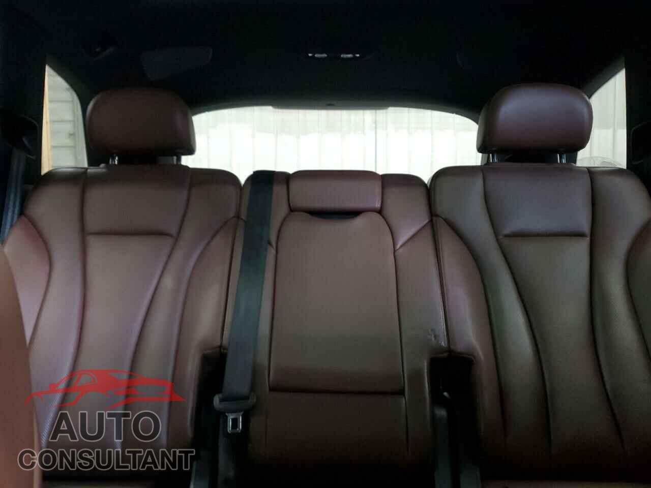 AUDI Q7 2017 - WA1LAAF75HD022014