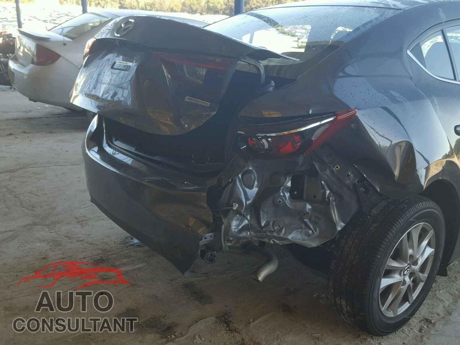 MAZDA 3 2016 - JM1BM1U7XG1293551