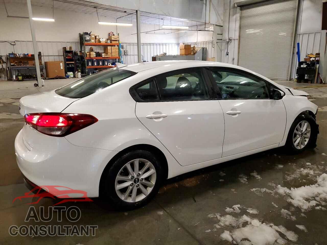 KIA FORTE 2017 - 3KPFL4A75HE147566