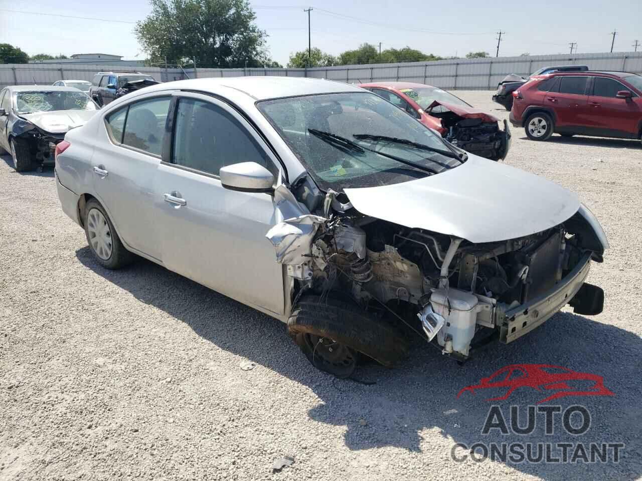 NISSAN VERSA 2019 - 3N1CN7AP7KL804646