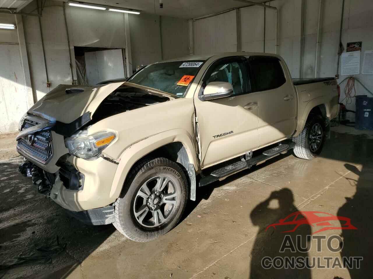 TOYOTA TACOMA 2016 - 5TFCZ5AN8GX046767