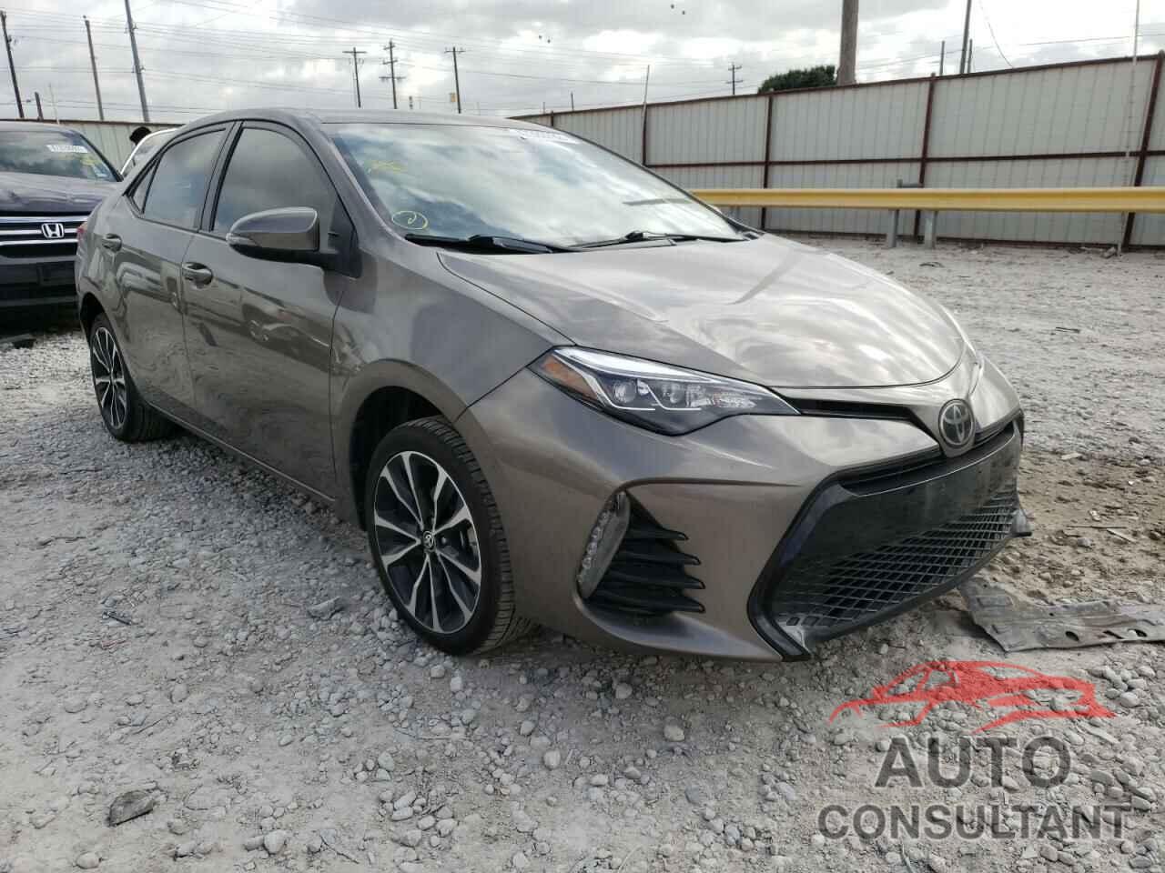 TOYOTA COROLLA 2018 - 5YFBURHE2JP749858