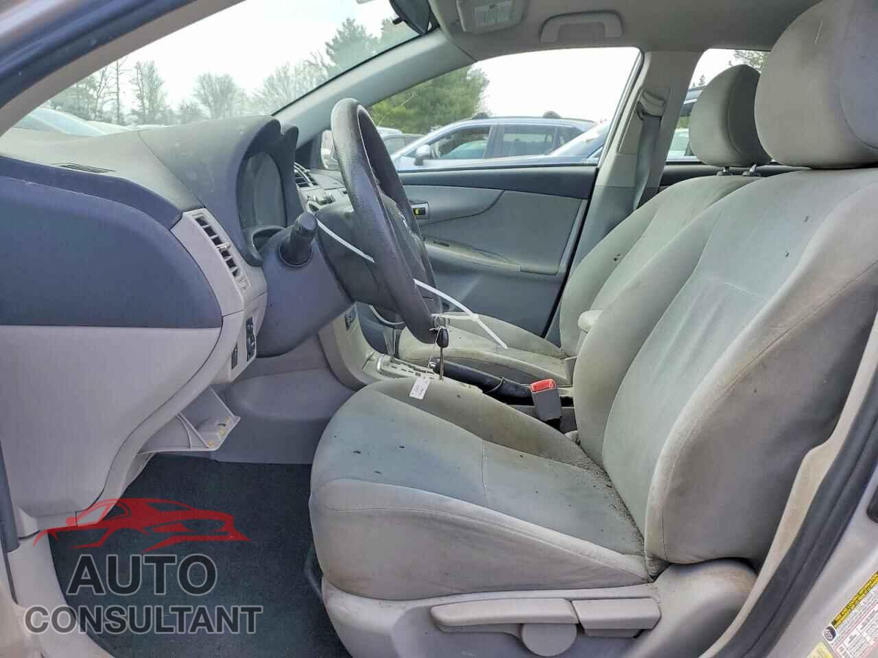 TOYOTA COROLLA 2011 - 2T1BU4EE2BC722684