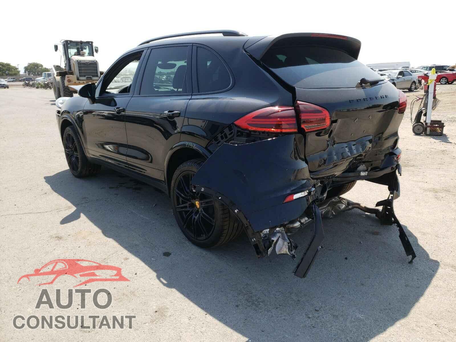 PORSCHE CAYENNE 2017 - WP1AA2A24HKA84089