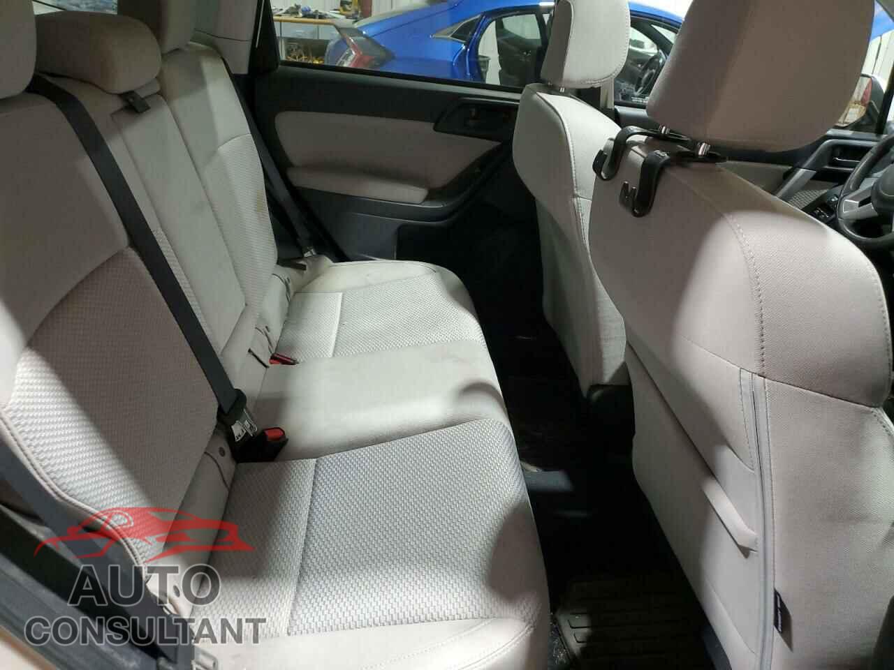 SUBARU FORESTER 2017 - JF2SJAECXHH522552