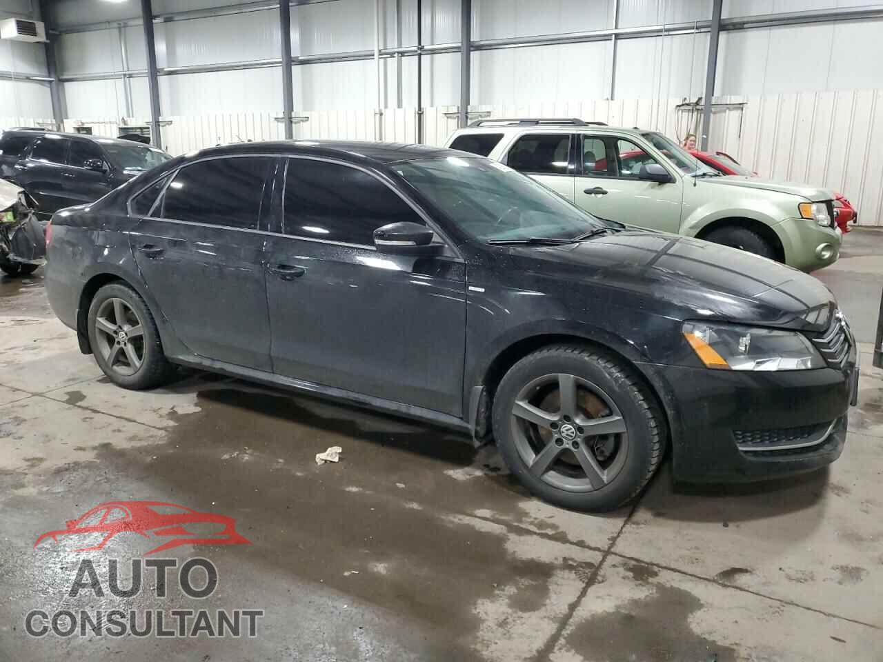 VOLKSWAGEN PASSAT 2014 - 1VWAT7A34EC096232