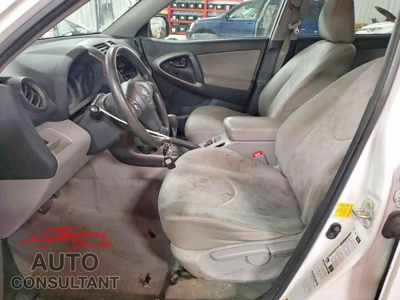 TOYOTA RAV4 2012 - 2T3BF4DV2CW207218