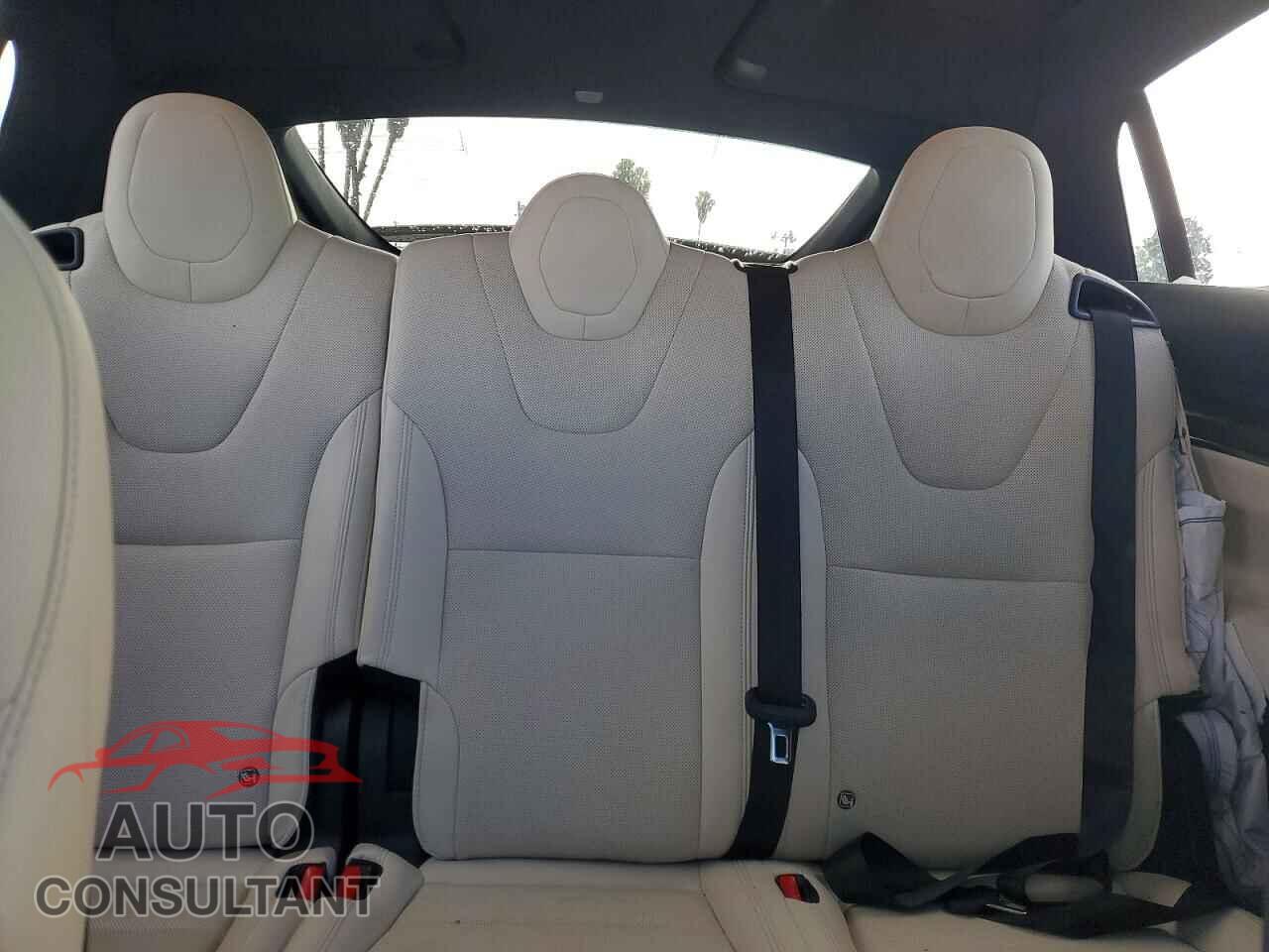 TESLA MODEL X 2022 - 7SAXCAE54NF357614