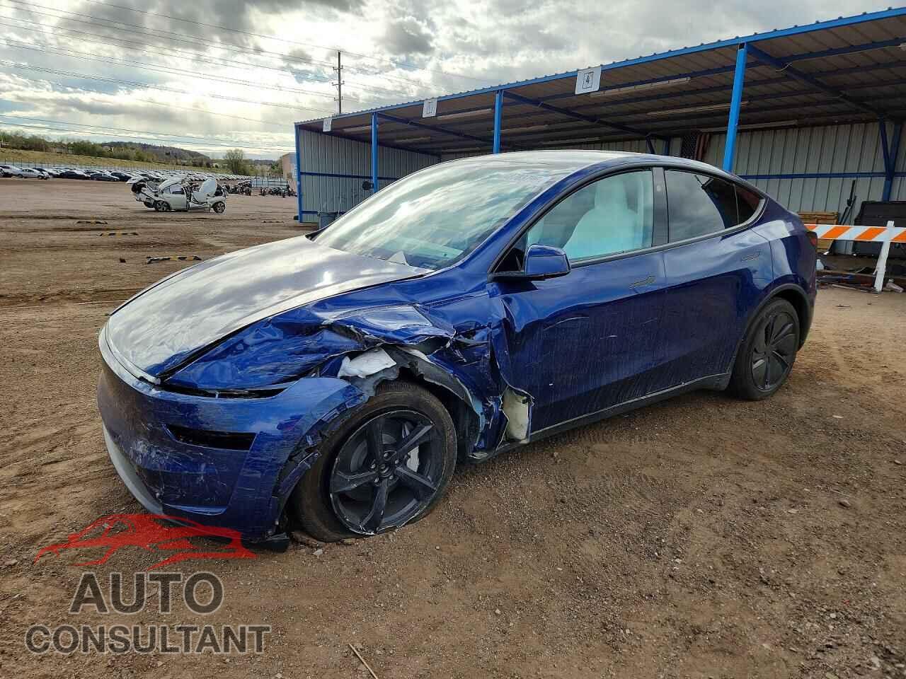TESLA MODEL Y 2026 - 7SAYGDEE2TF527573