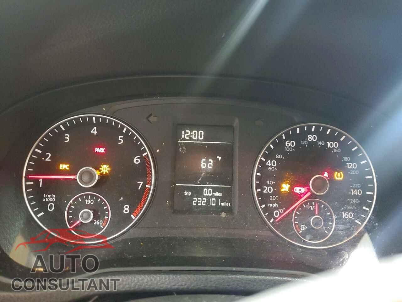 VOLKSWAGEN PASSAT 2012 - 1VWAP7A37CC005388