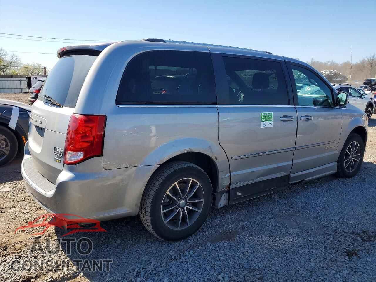 DODGE CARAVAN 2017 - 2C4RDGCG5HR745907