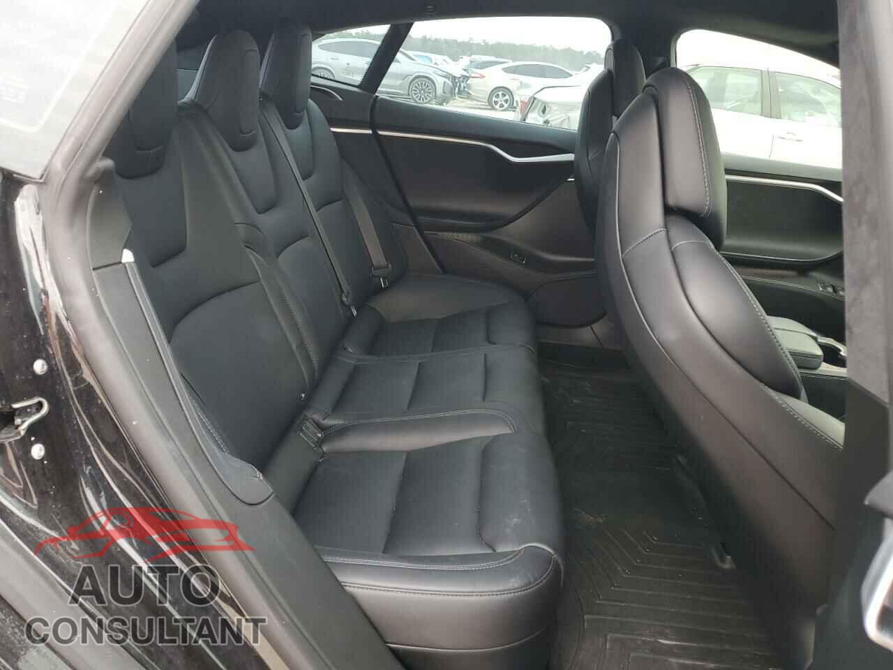 TESLA MODEL S 2017 - 5YJSA1E25HF229423