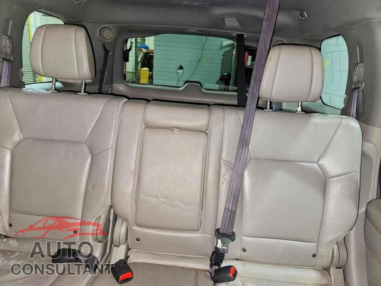 HONDA PILOT 2012 - 5FNYF4H97CB014205