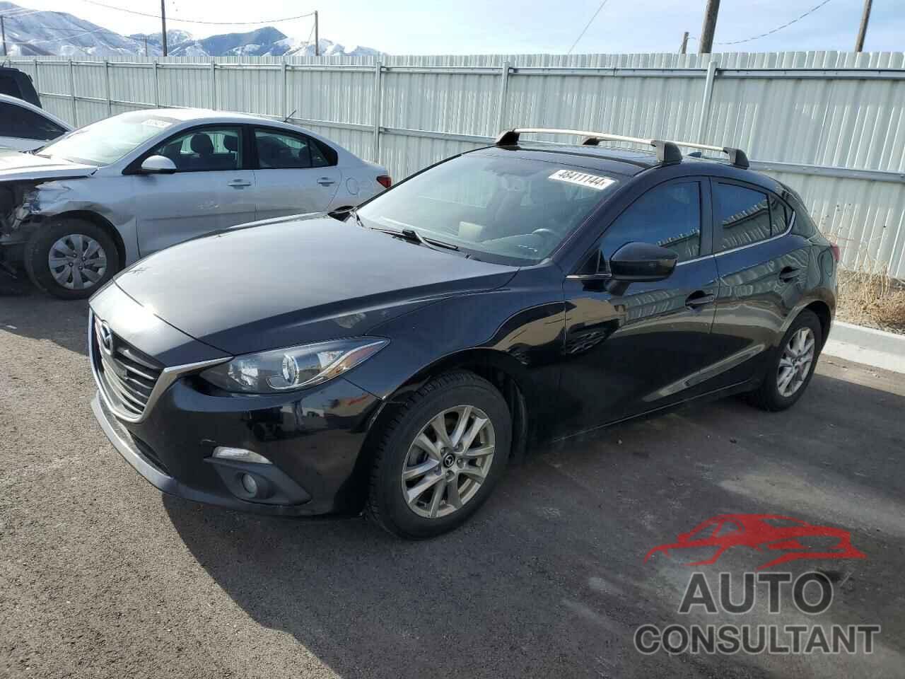 MAZDA 3 2016 - 3MZBM1M74GM325099