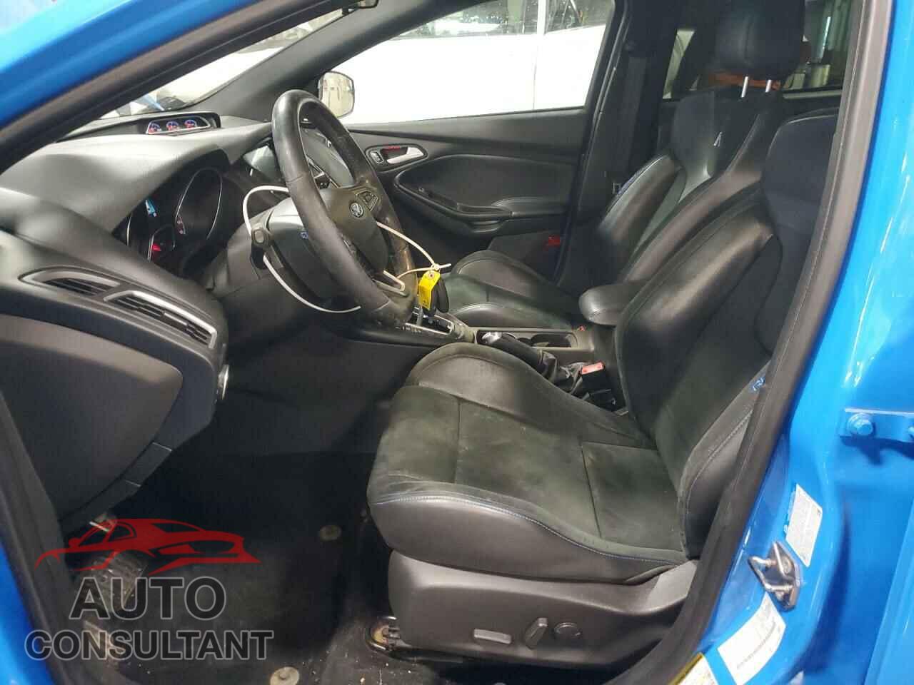 FORD FOCUS 2016 - WF0DP3THXG4116421