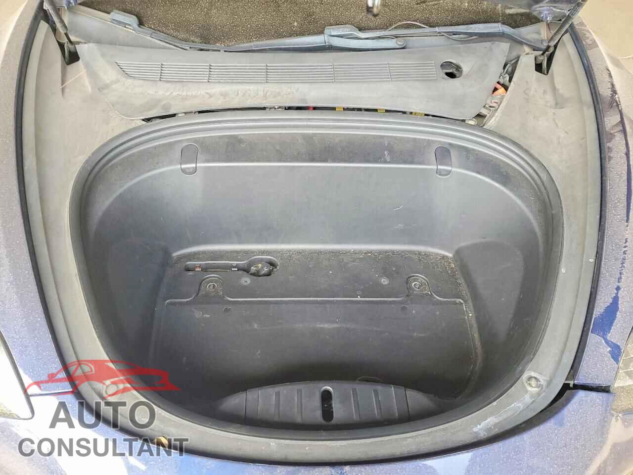 TESLA MODEL 3 2019 - 5YJ3E1EA2KF435953